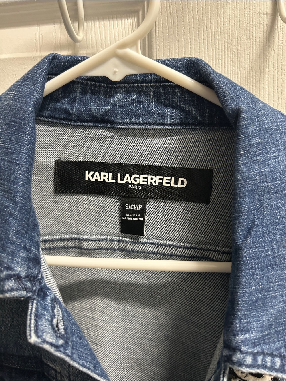 Karl Lagerfeld Blue Denim Jacket with Logo Patches- SZ SMALL - NWOT - Picture 6 of 10